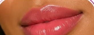 Lèvres unifiées après un soin BB Lips